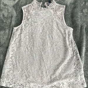 Cable & Gauge Purple Sleeveless Lace Blouse